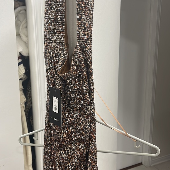 Too small - Picture 5 of 8